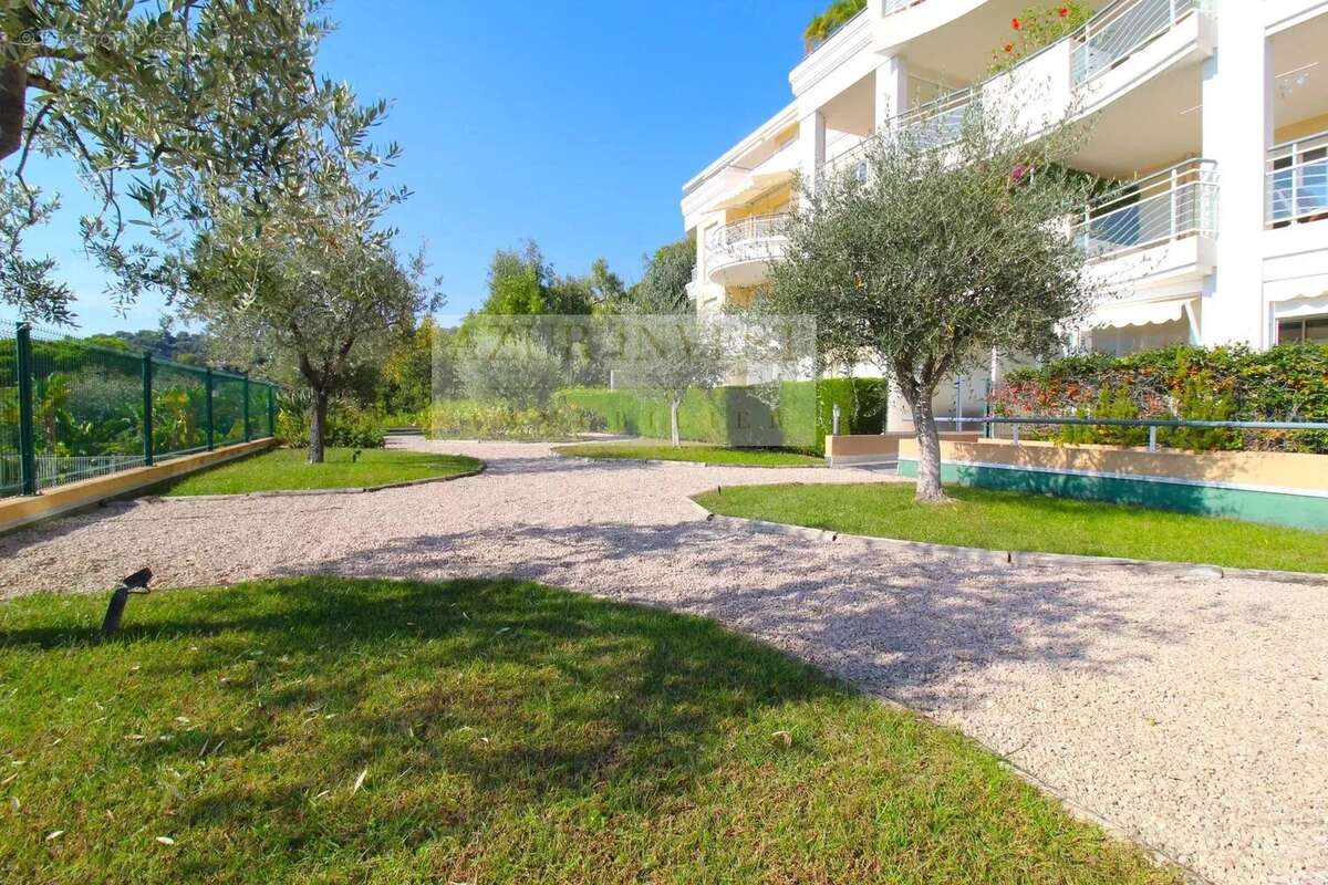 Appartement à ROQUEBRUNE-CAP-MARTIN