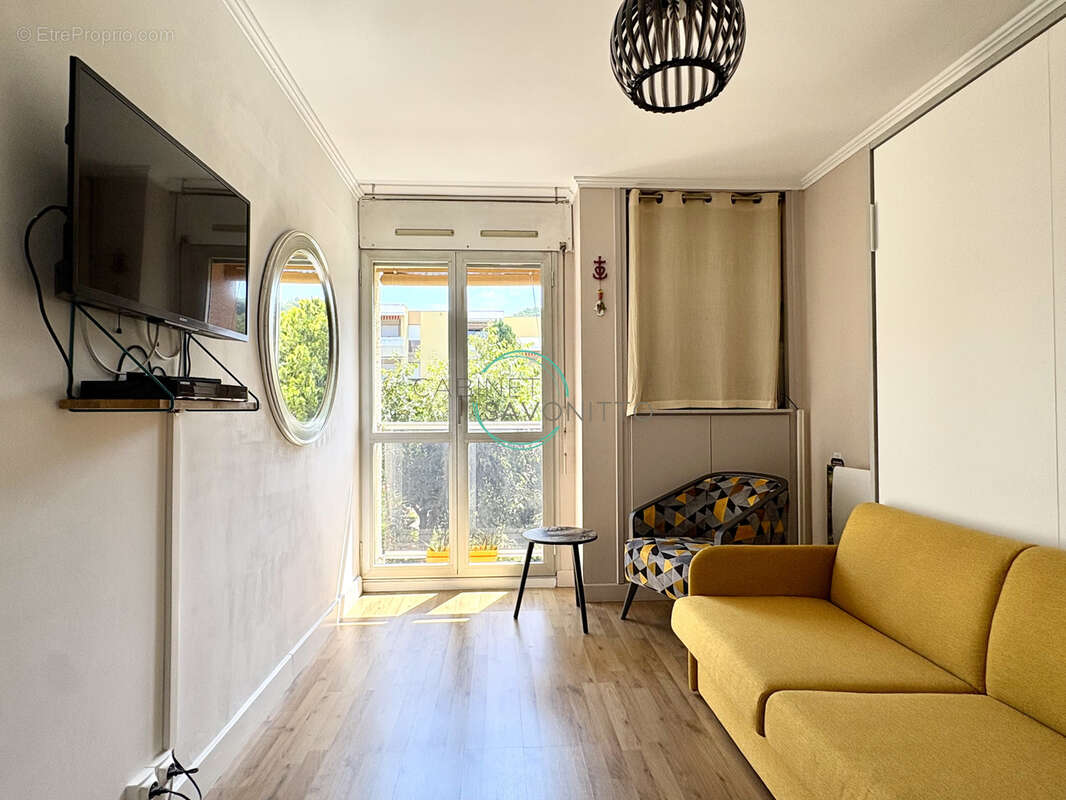 Appartement à CARRY-LE-ROUET