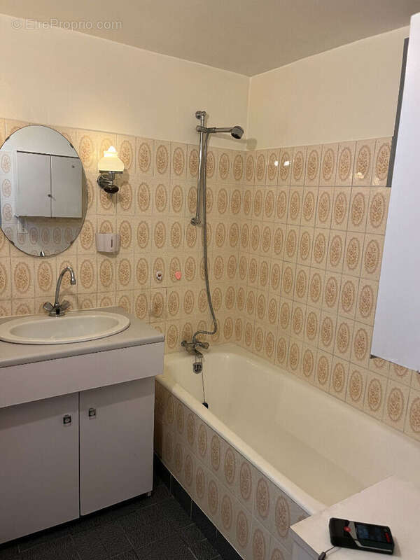 Maison à SAINT-SULPICE-LA-FORET