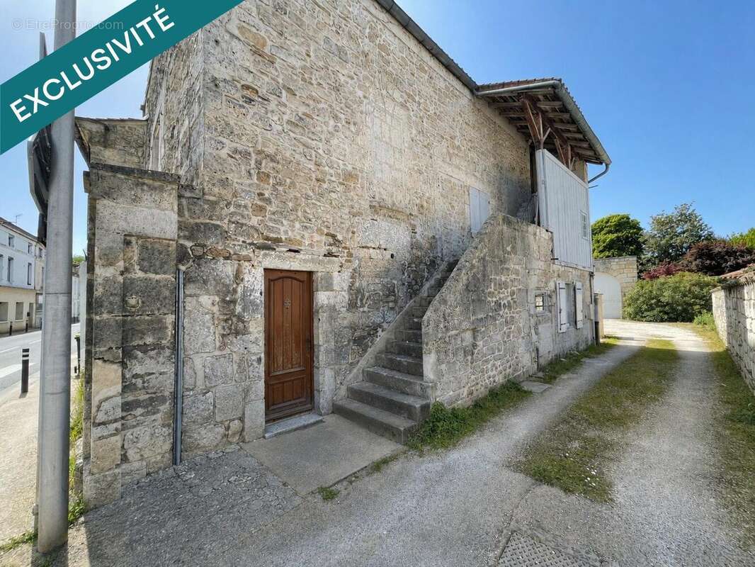 Photo 7 - Appartement à GOND-PONTOUVRE