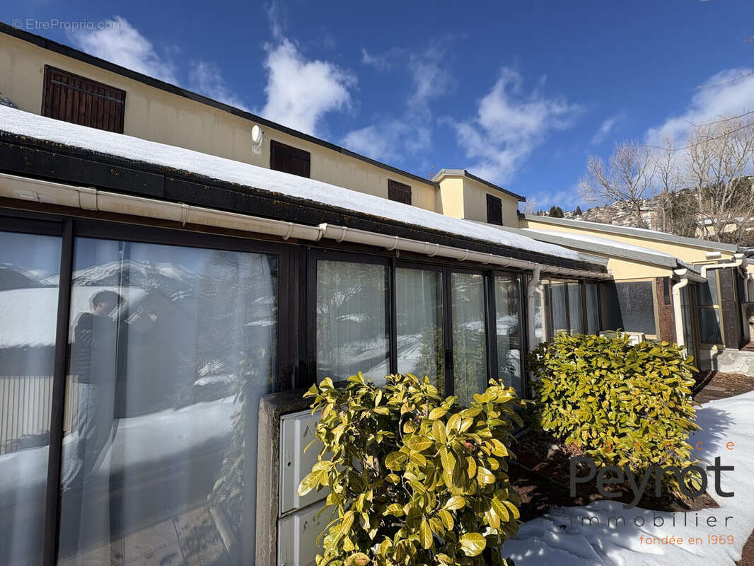 Appartement à FONT-ROMEU-ODEILLO-VIA
