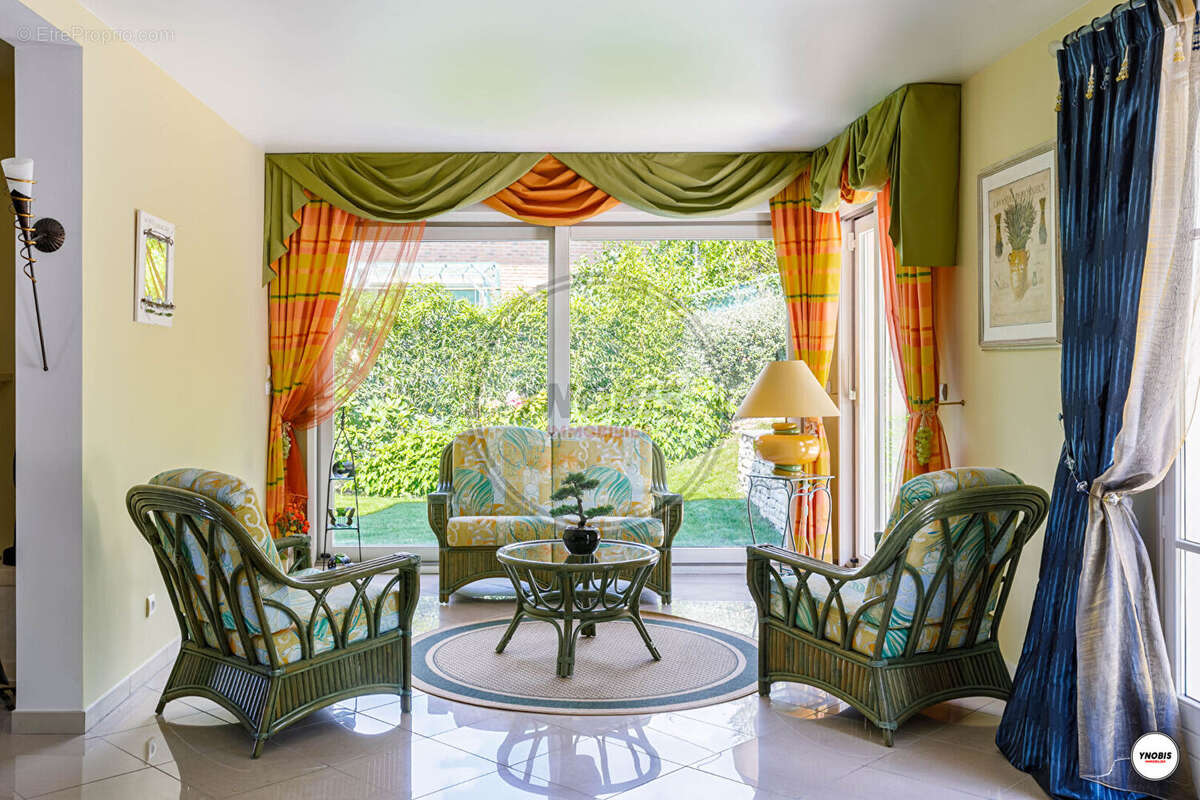 Maison à BRUEIL-EN-VEXIN