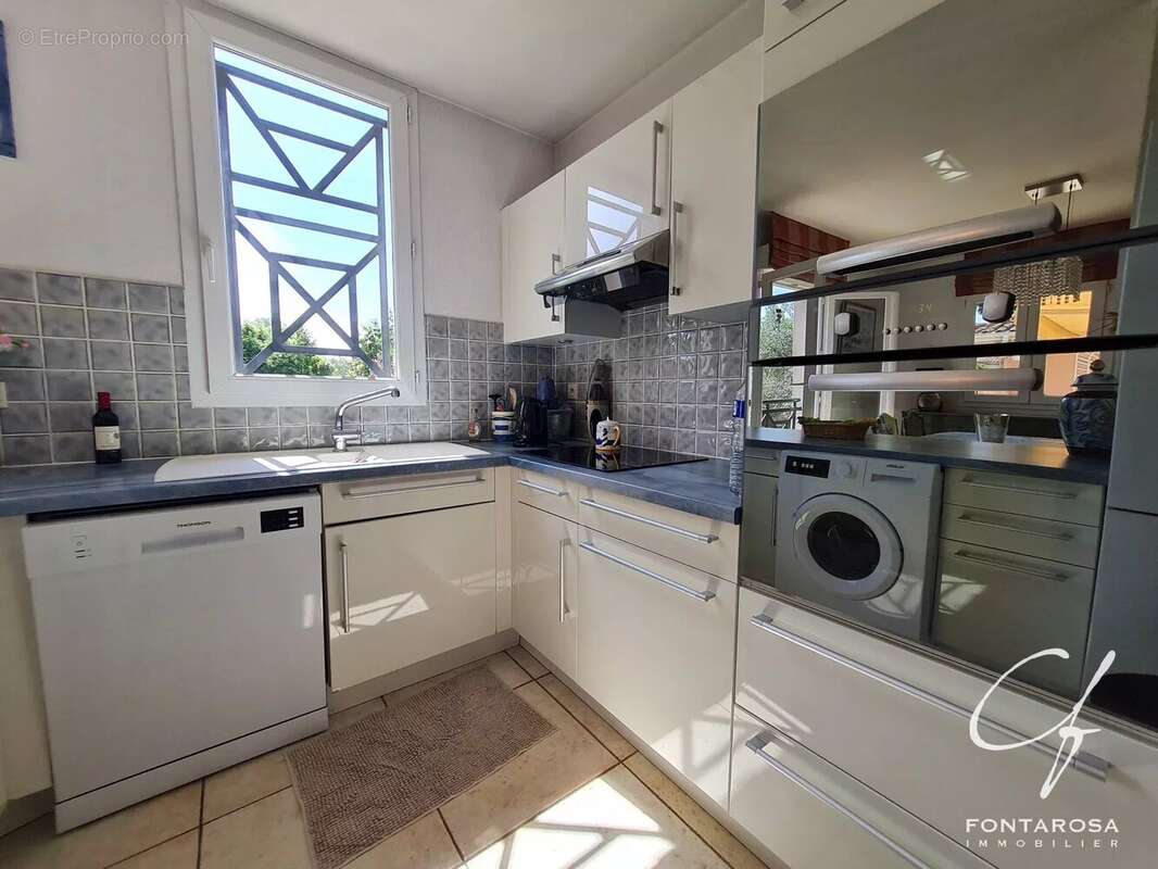 Appartement à FREJUS