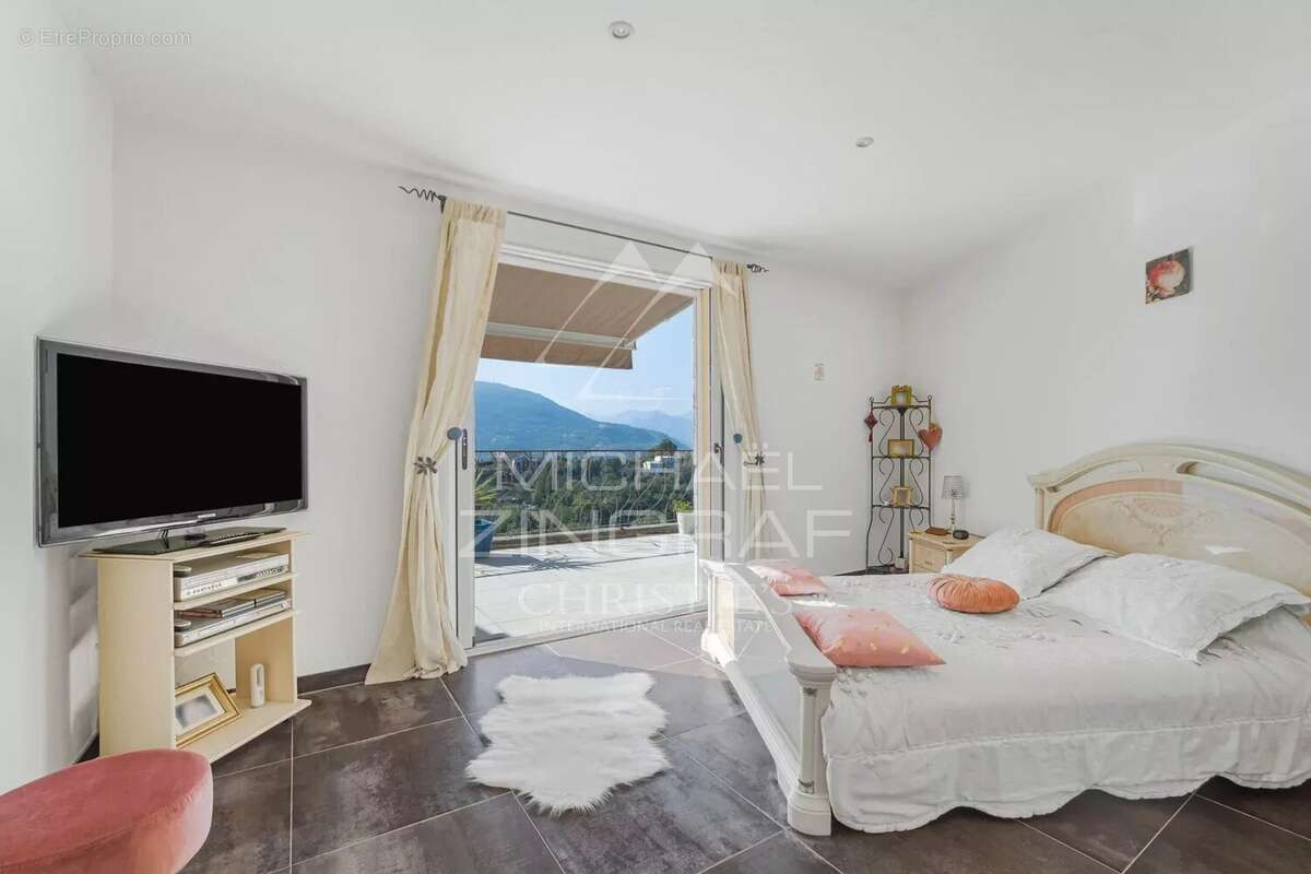 Proche Nice - Colomars - Superbe propriété familiale - photo 14