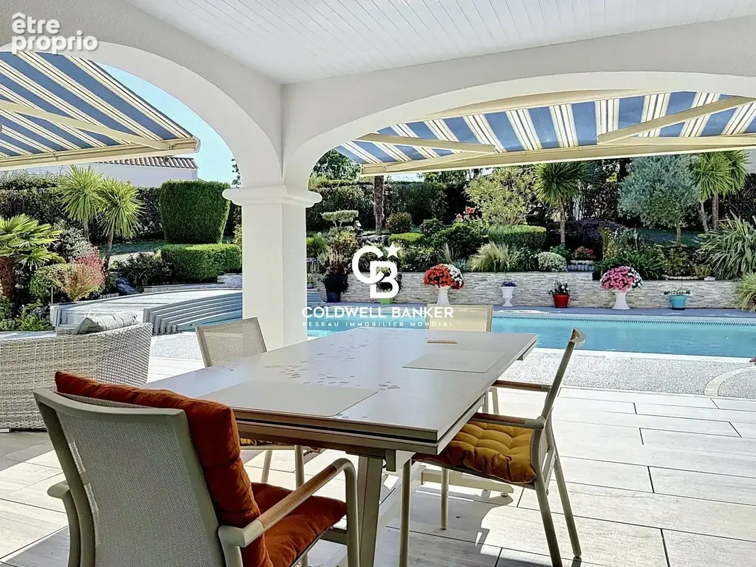 Maison de prestige à vendre à Talmont-Saint-Hilaire : Piscine, calme et nature - photo 5