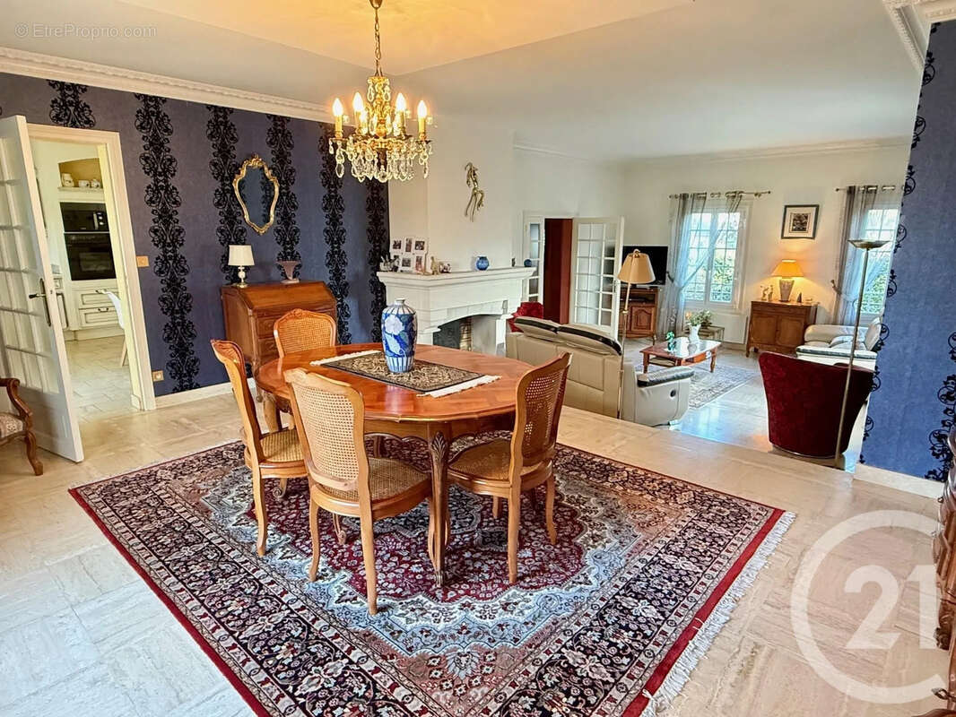 Maison à BOUCHEMAINE