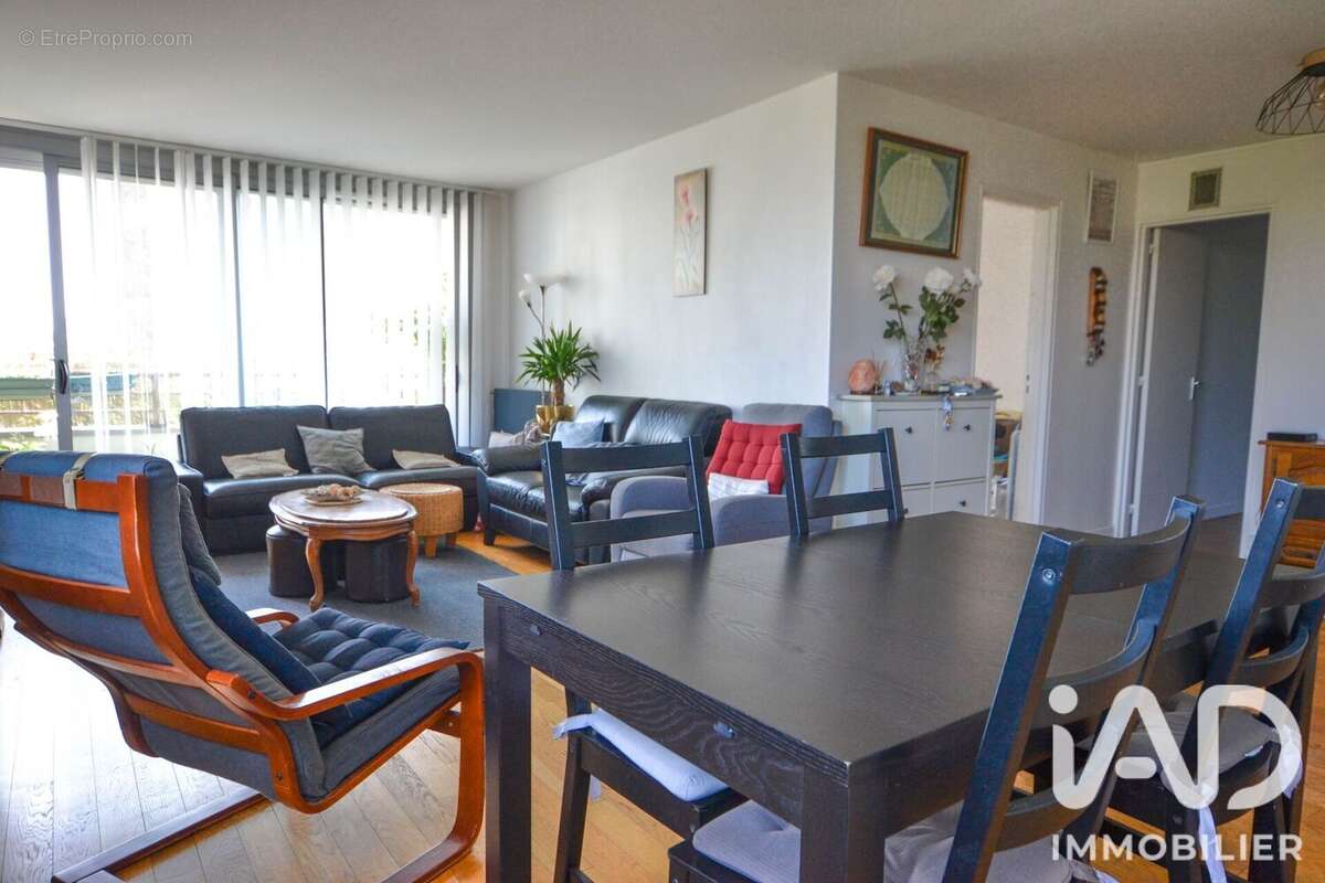 Appartement 93 m² à Fresnes  - photo 3