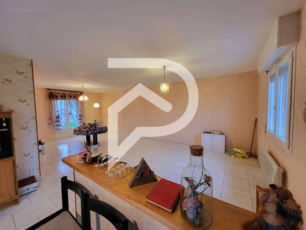 Maison à MARBEVILLE