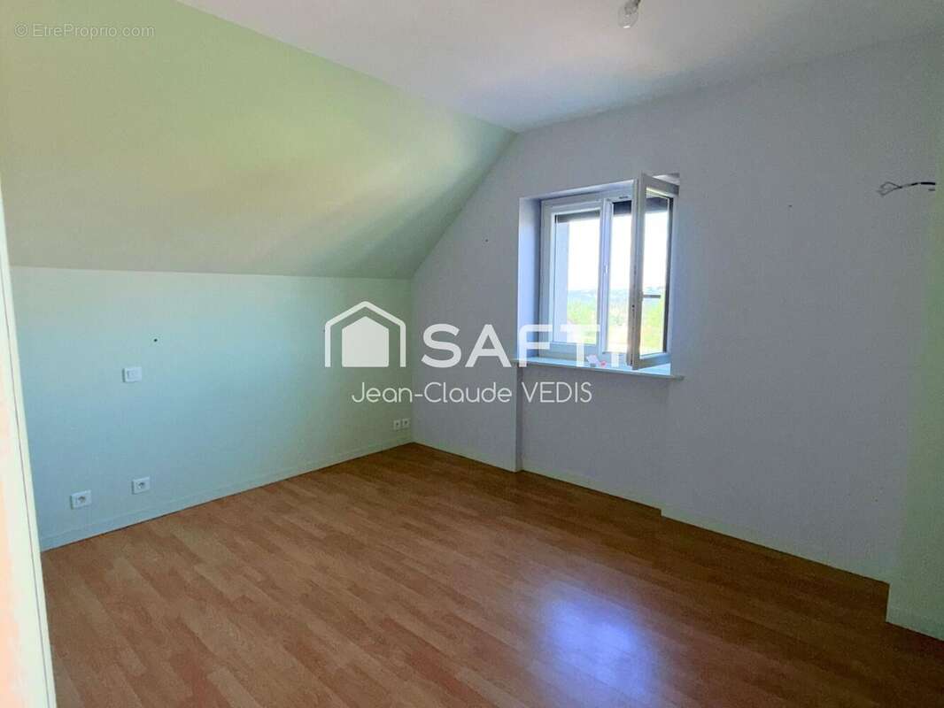 Maison 135 m² à Villebret  - photo 5
