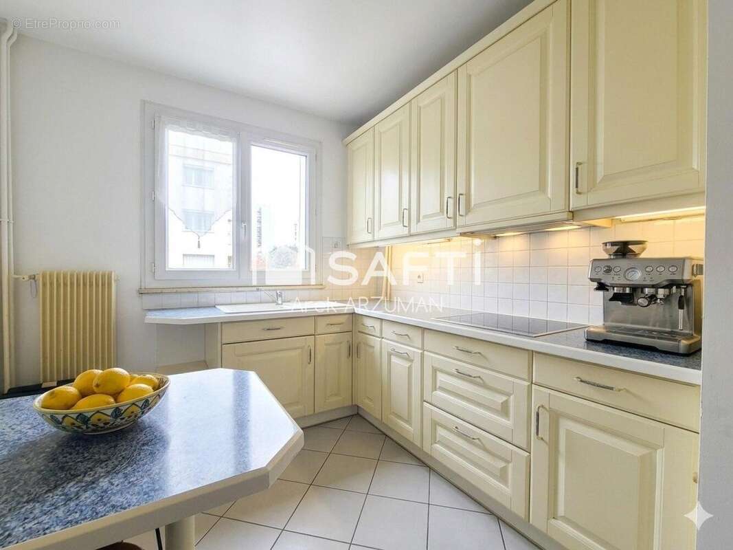 Photo 3 - Appartement à CHEVILLY-LARUE