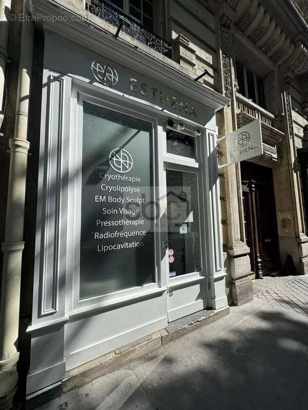 Commerce à PARIS-12E