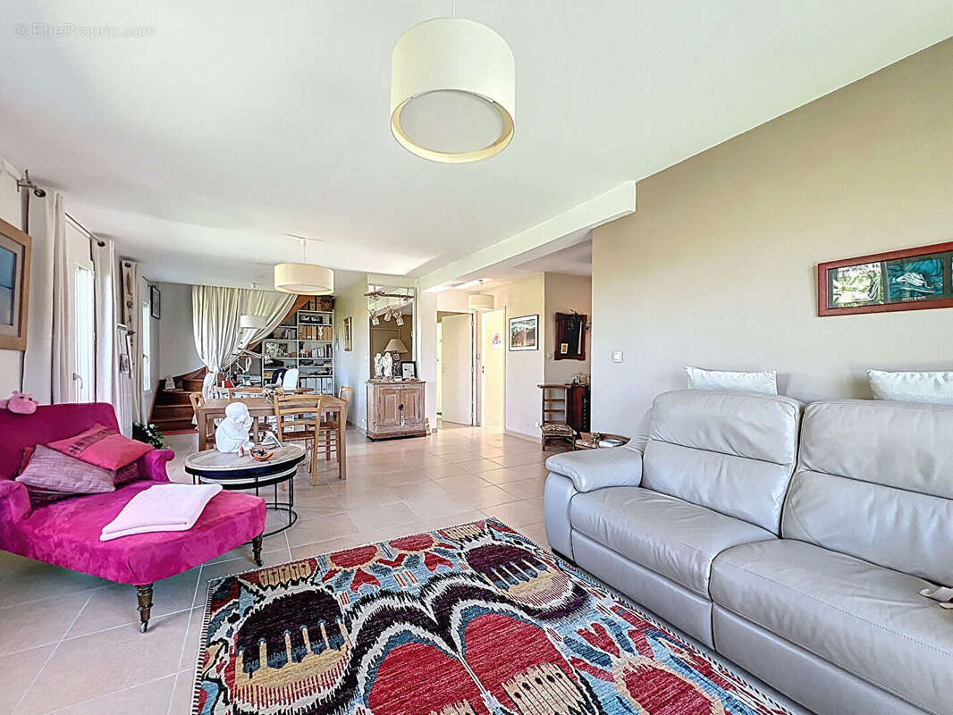 Maison à SAINT-ORENS-DE-GAMEVILLE