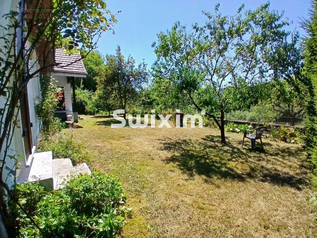 Maison à CHAMPAGNOLE