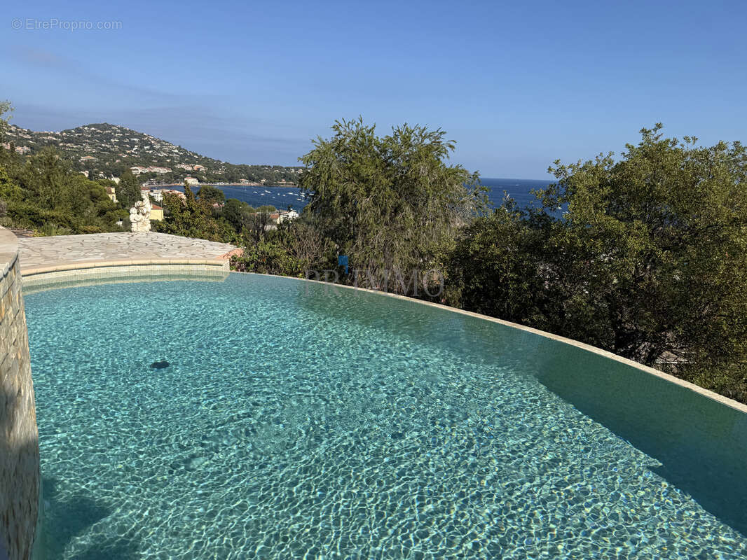 Agay villa 3 chambres garage vue mer - photo 21