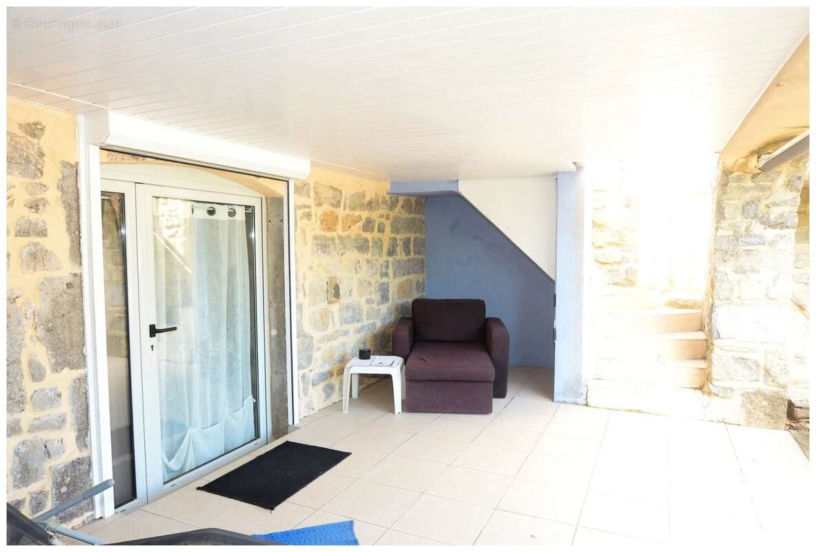 Maison à JOYEUSE
