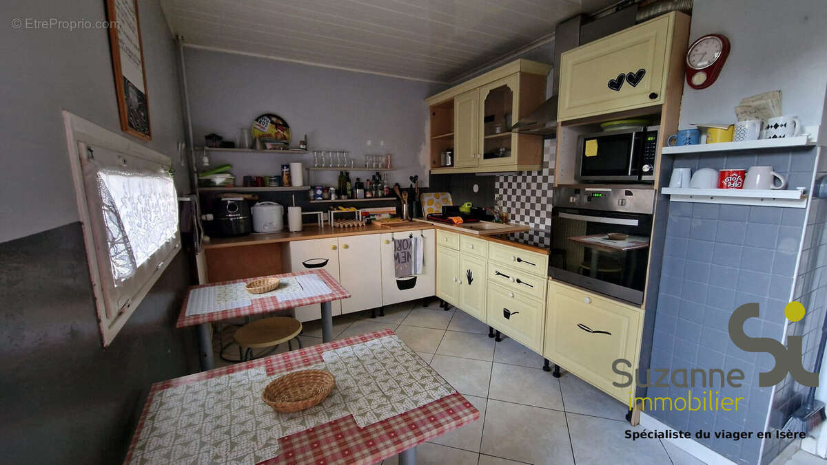 Appartement 92 m² à Echirolles  - photo 4