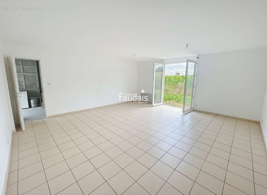 Maison 84 m² à Airel  - photo 3