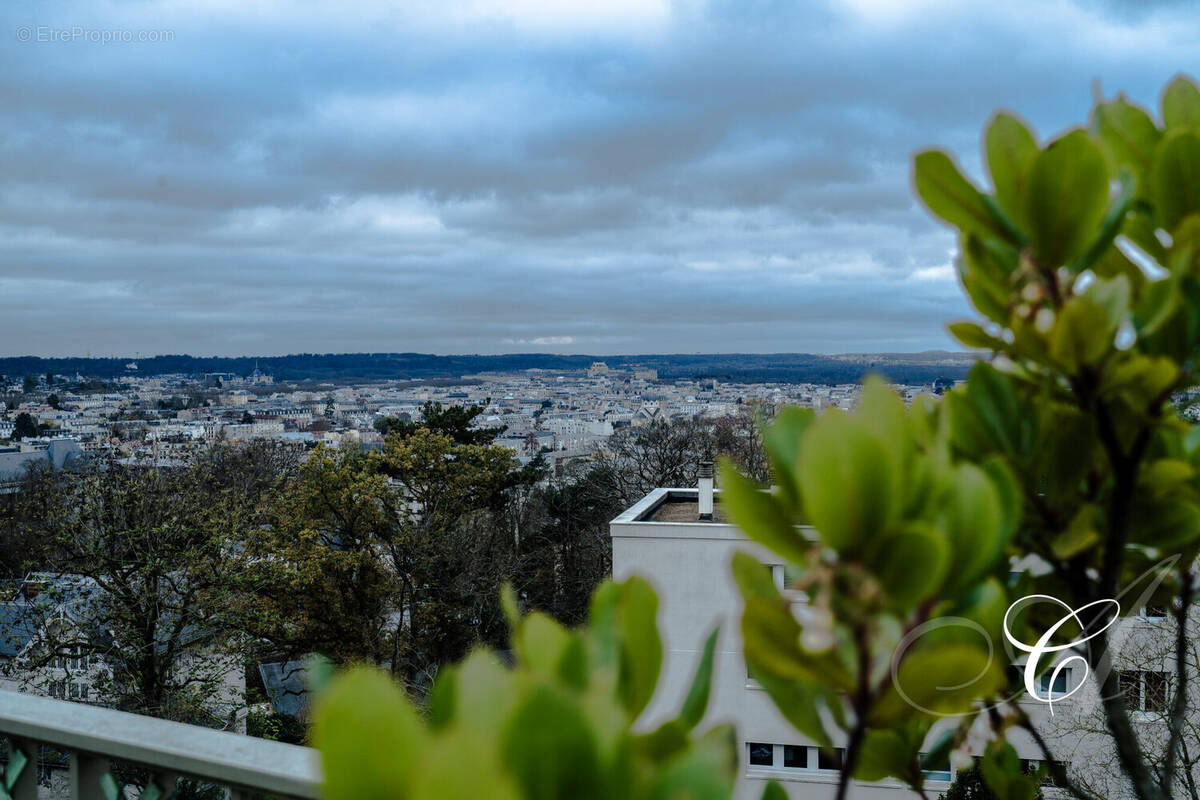 Appartement à VERSAILLES