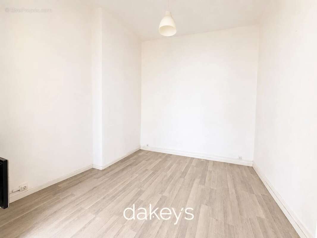 Appartement à MARSEILLE-6E