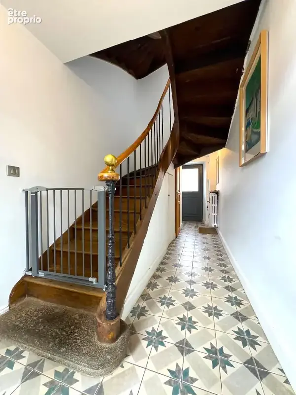 Maison Arpajon Sur Cere 5 pièce(s) 250.50 m2 - photo 8