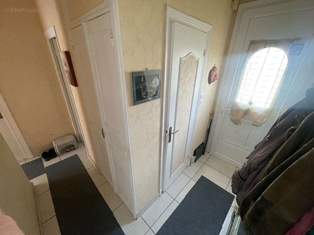 Maison à SAINT-MARTIN-DES-CHAMPS