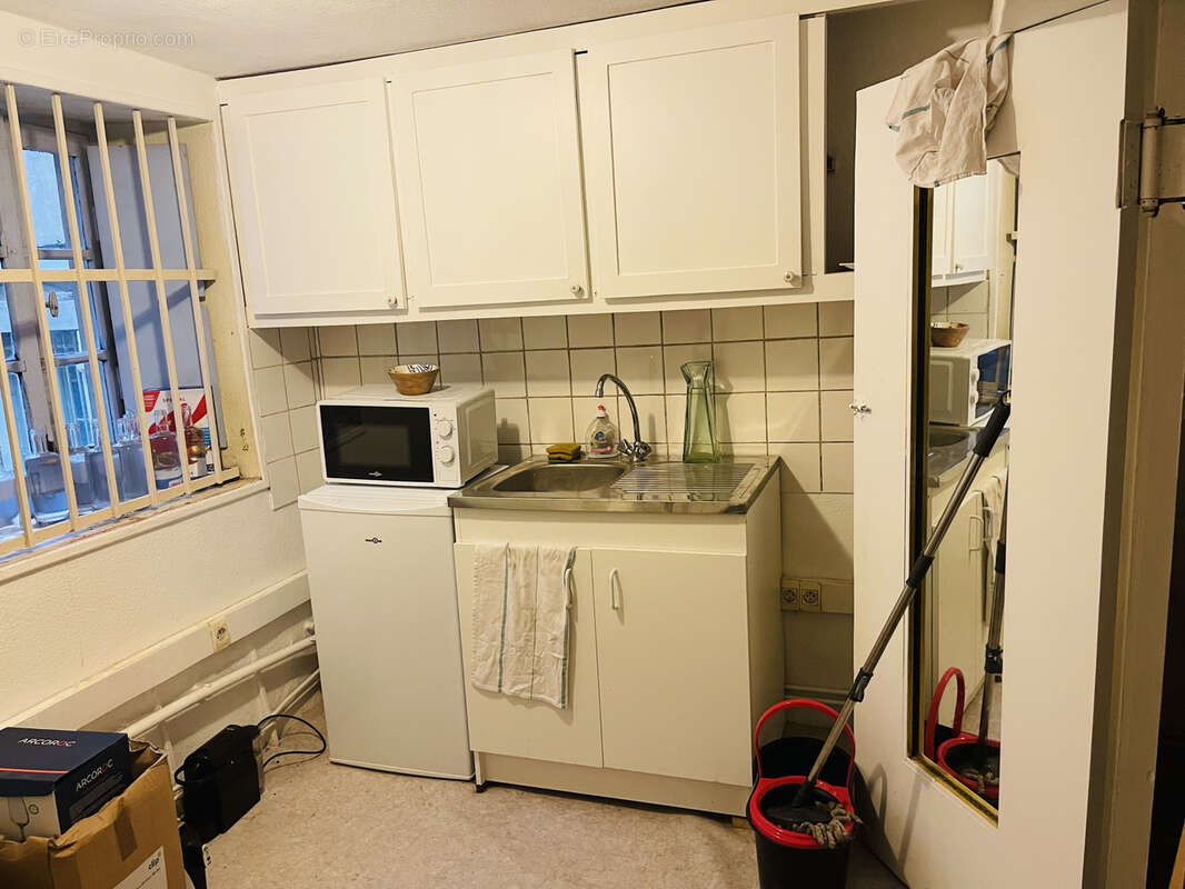 Commerce à CARCASSONNE