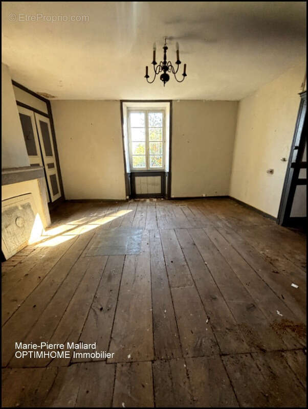 Maison à BOURGANEUF
