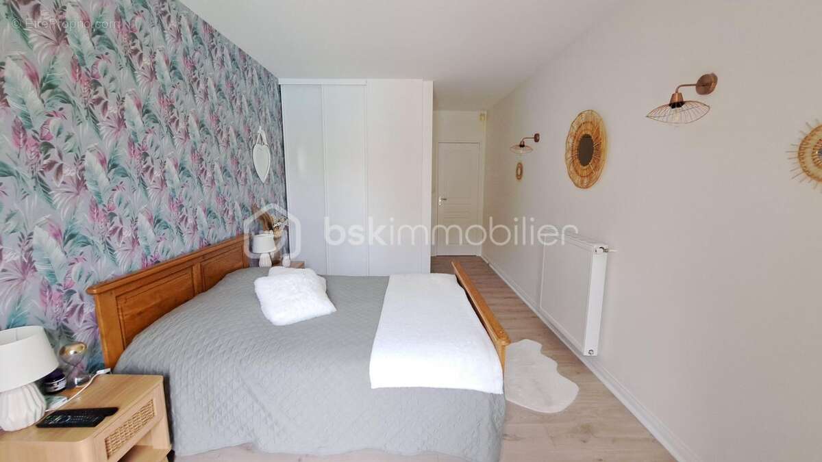 Maison à SAINT-ASTIER