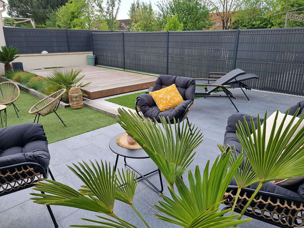 Maison à LES BREVIAIRES