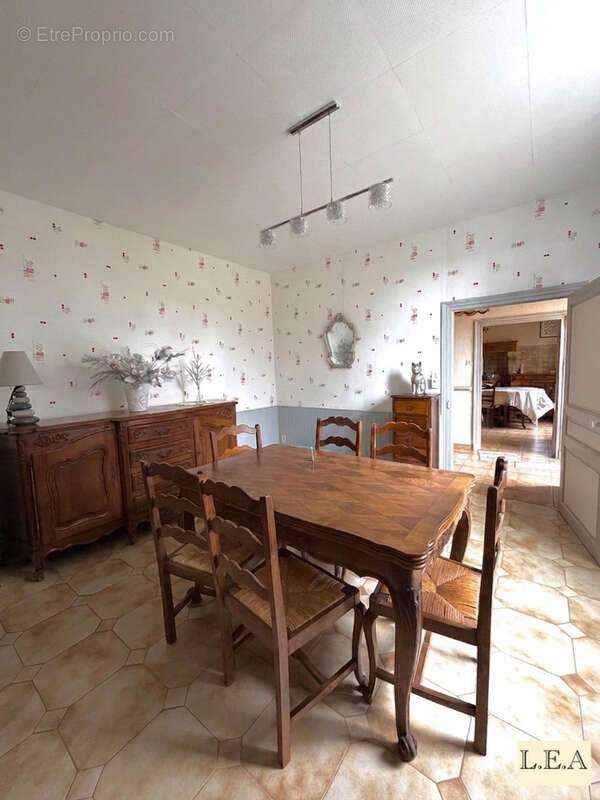 Maison à BLOT-L'EGLISE