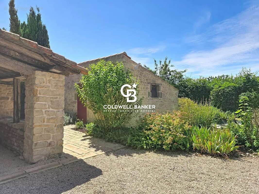 Maison à THIRE