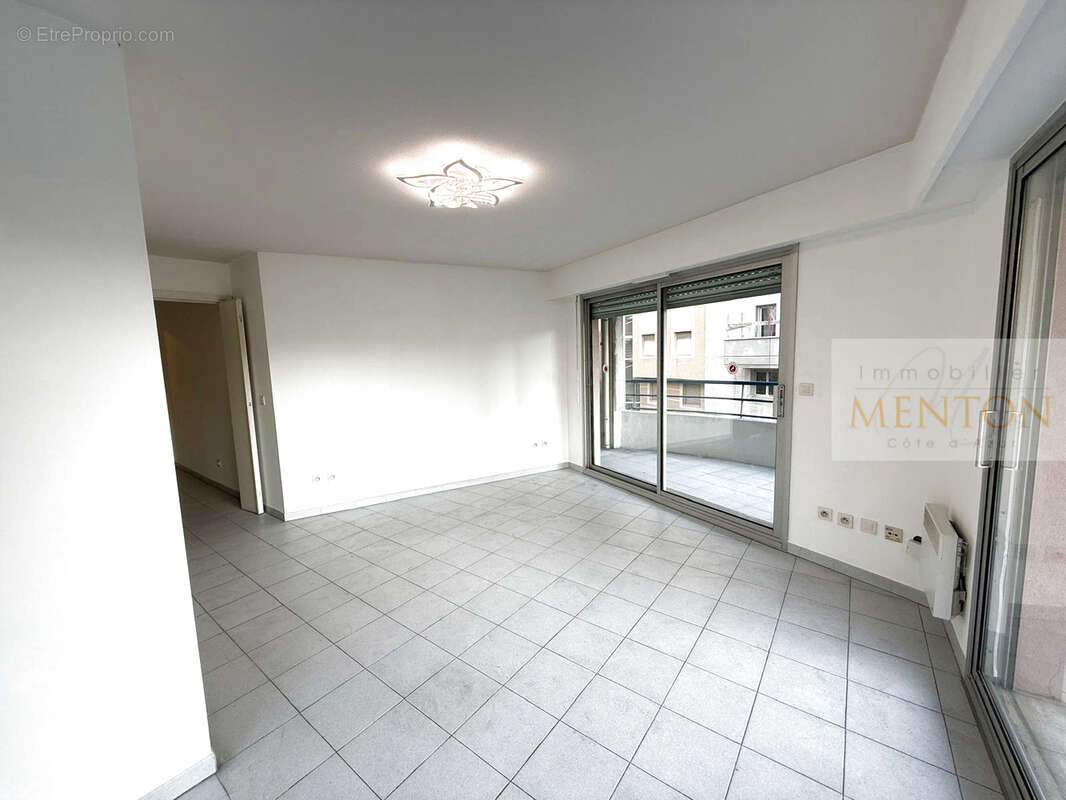 Appartement à MENTON
