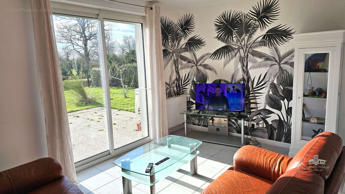 Contemporaine DPE A de 4 ch + double garage dans le centre de Sucé-sur-Erdre - photo 2