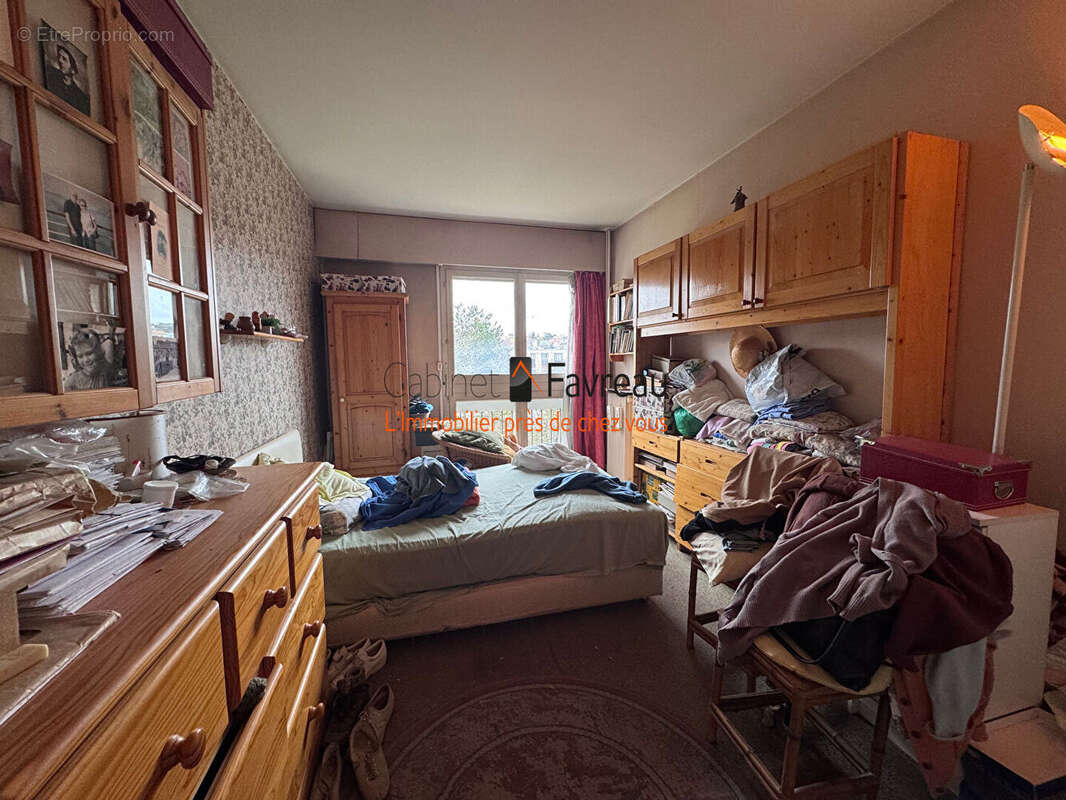 Appartement à L'HAY-LES-ROSES