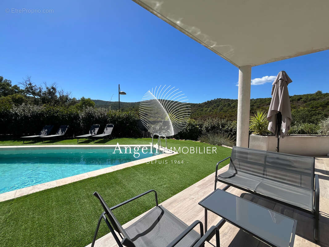 Maison à FREJUS
