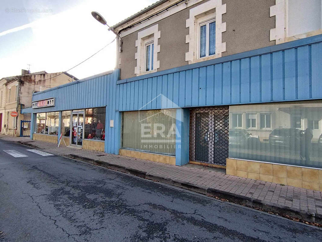 Maison à MONTPON-MENESTEROL