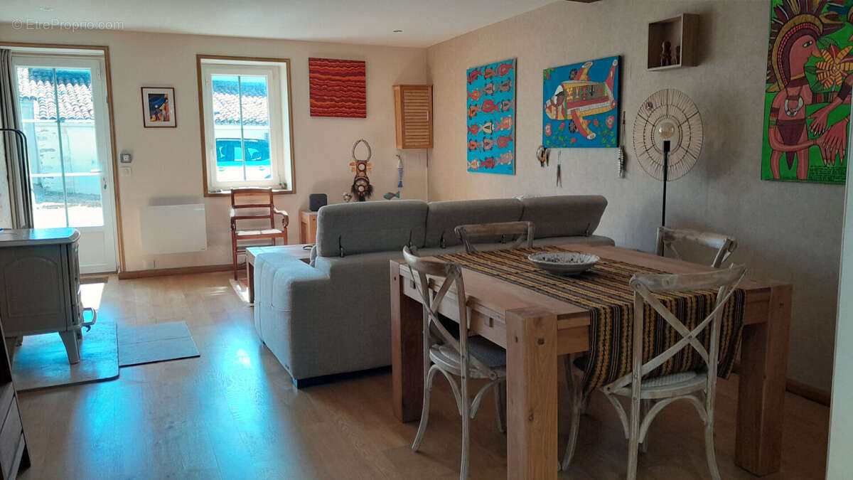 Maison à LUSSANT