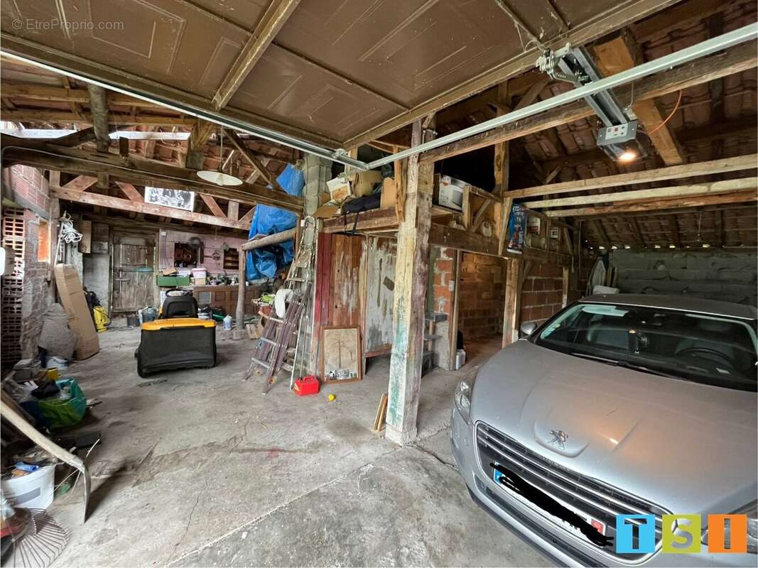 Maison à MONTREJEAU