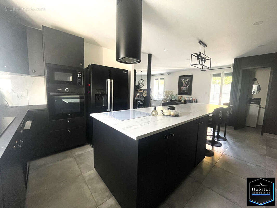 Maison à NANTEUIL-LE-HAUDOUIN