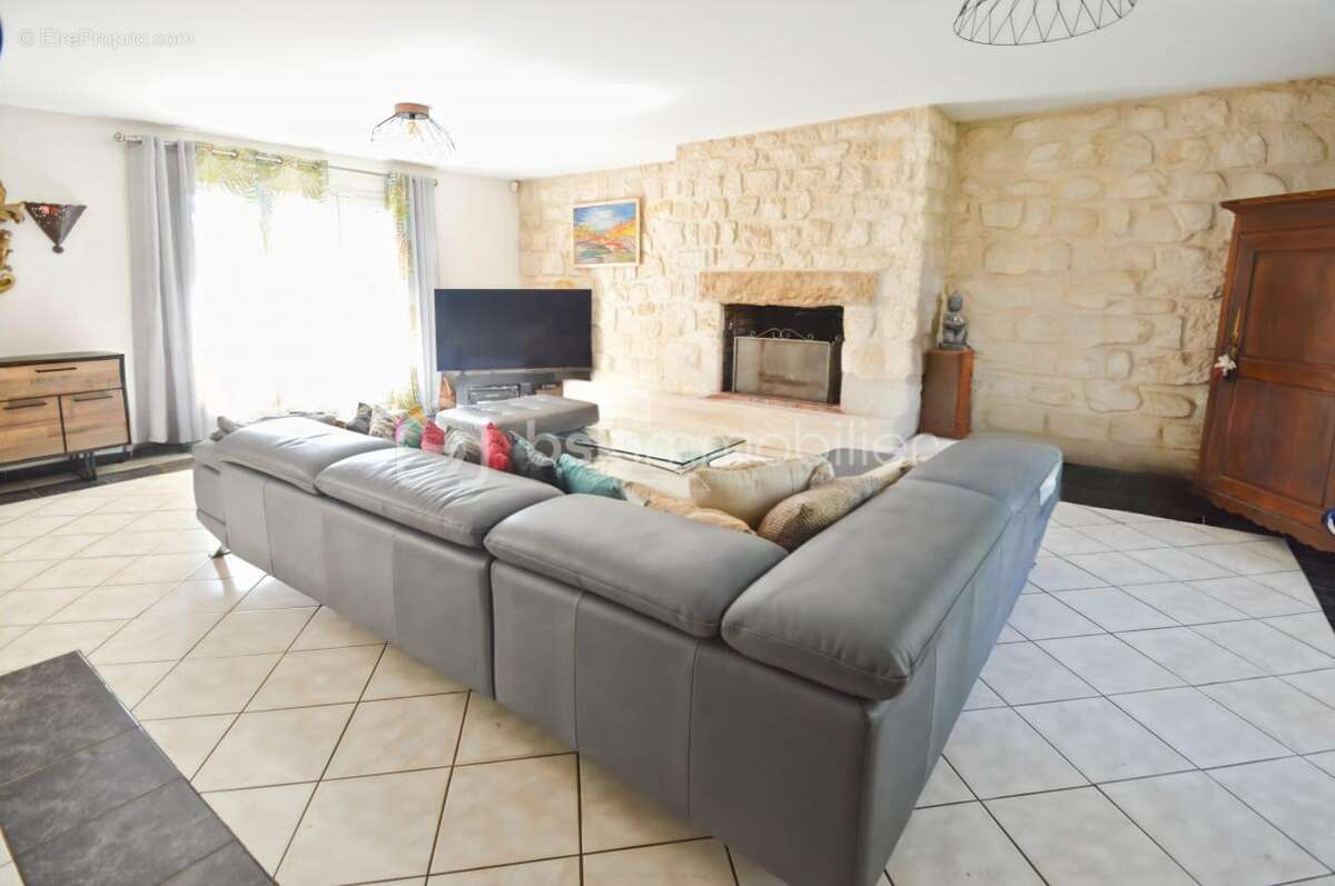 Maison à CLAYE-SOUILLY