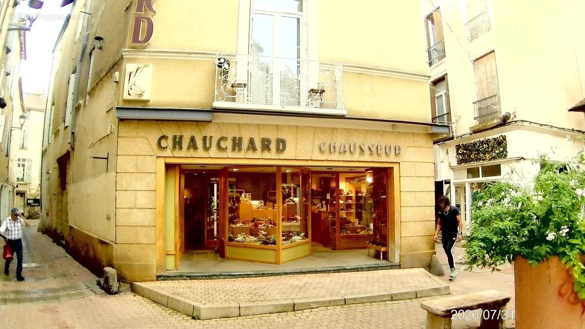 Commerce à MILLAU