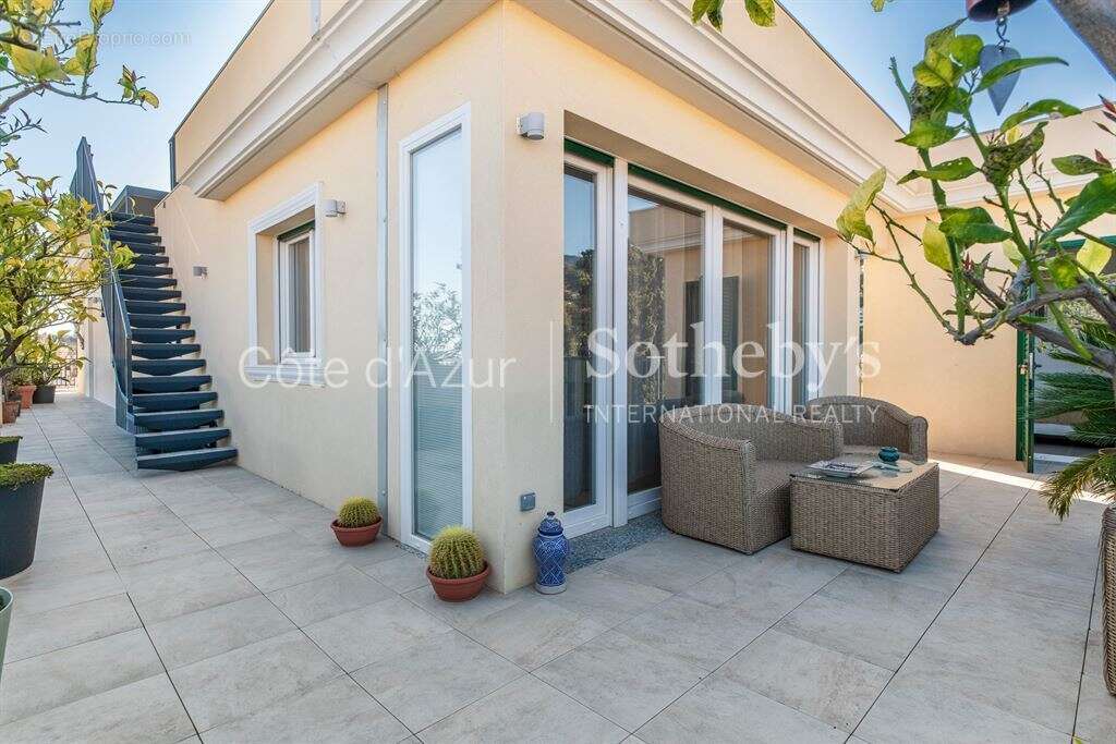 Appartement à MENTON