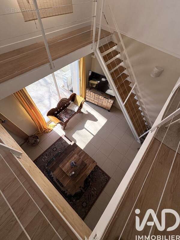 Maison 126 m² à Les Billaux  - photo 8