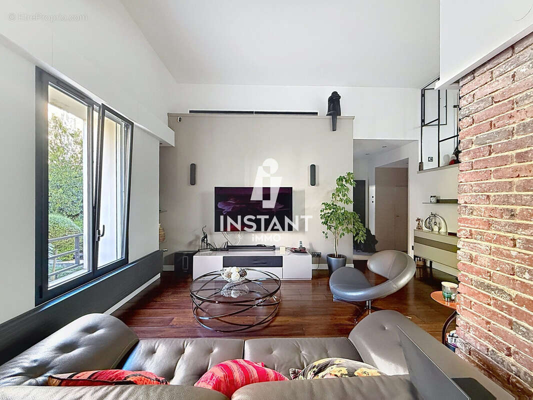 Appartement à NOGENT-SUR-MARNE