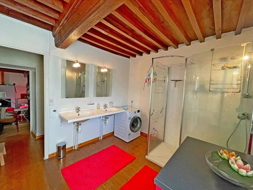 Maison à DUN-LES-PLACES