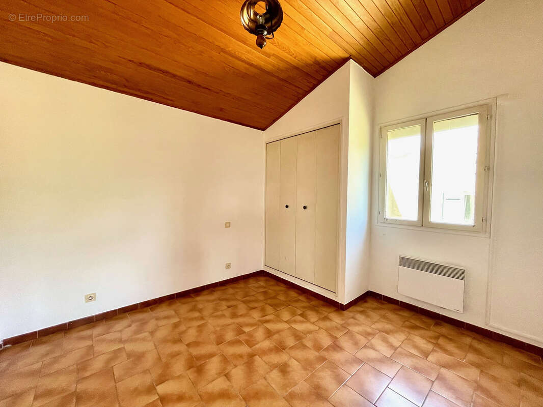 Appartement à VAISON-LA-ROMAINE