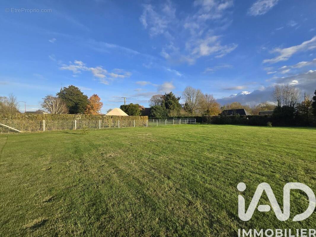 Photo 1 - Terrain à DURANVILLE