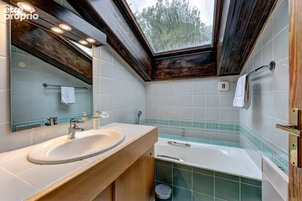 MORZINE - Chalet de 6 chambres - photo 10