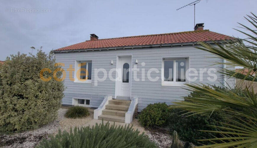 Maison à SAINT-VINCENT-SUR-JARD