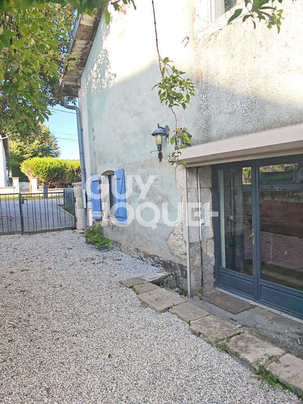 Maison à BEAUMOTTE-AUBERTANS